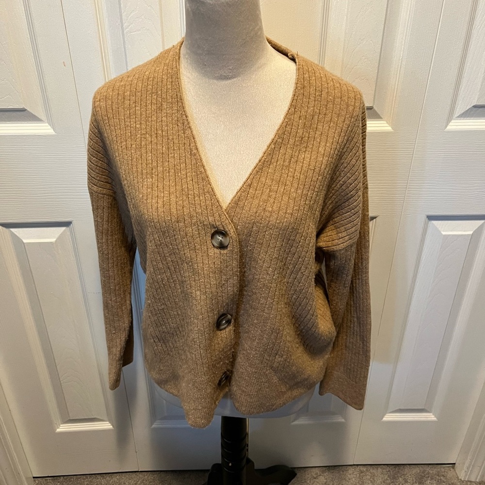 Madewell size S Oversized Women's Tan Button-Up Sweater - Picture 2 of 16